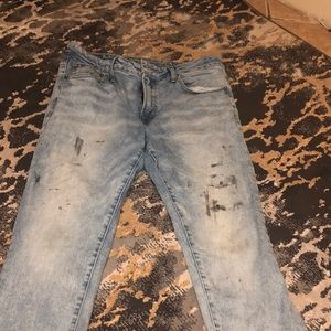 American eagle distressed jeans